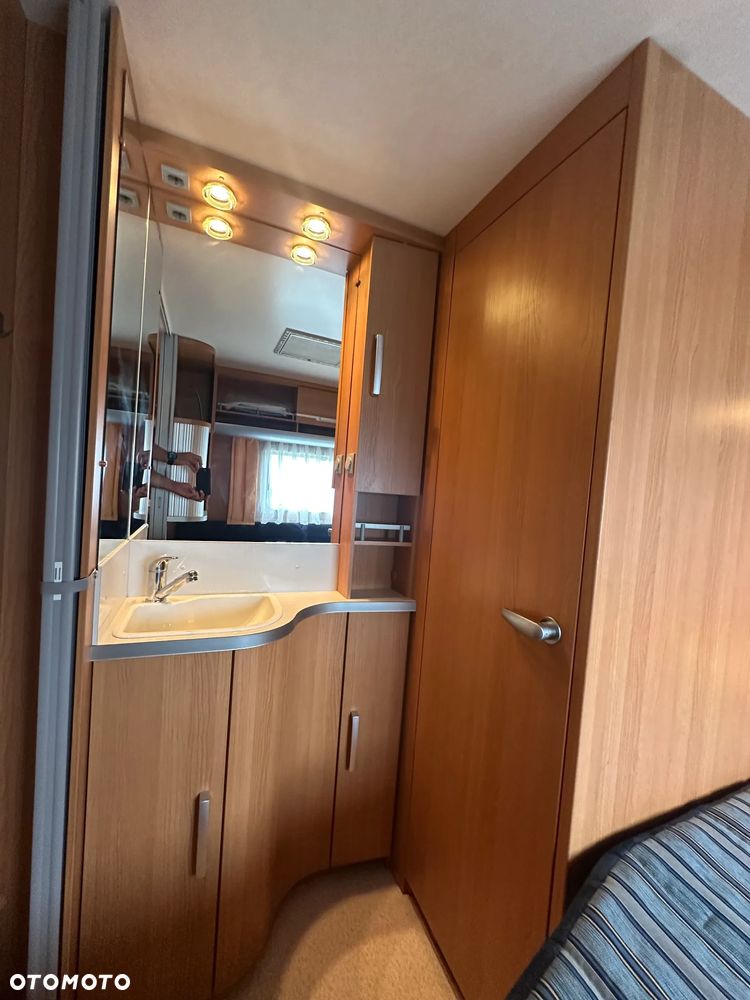 Wilk 450 S3 EDITION z przedsionkiem Isabella i napędem. 1300kg !! - 35