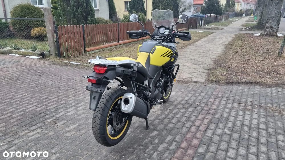 Suzuki DL - 7