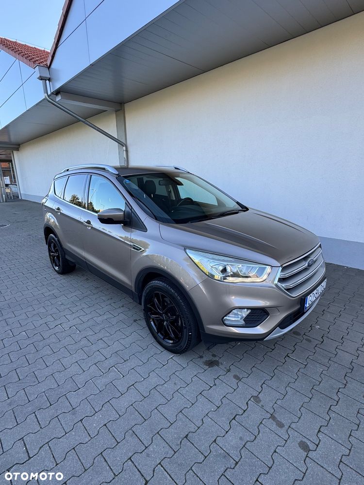 Ford Kuga 1.5 EcoBoost 2x4 Titanium - 12