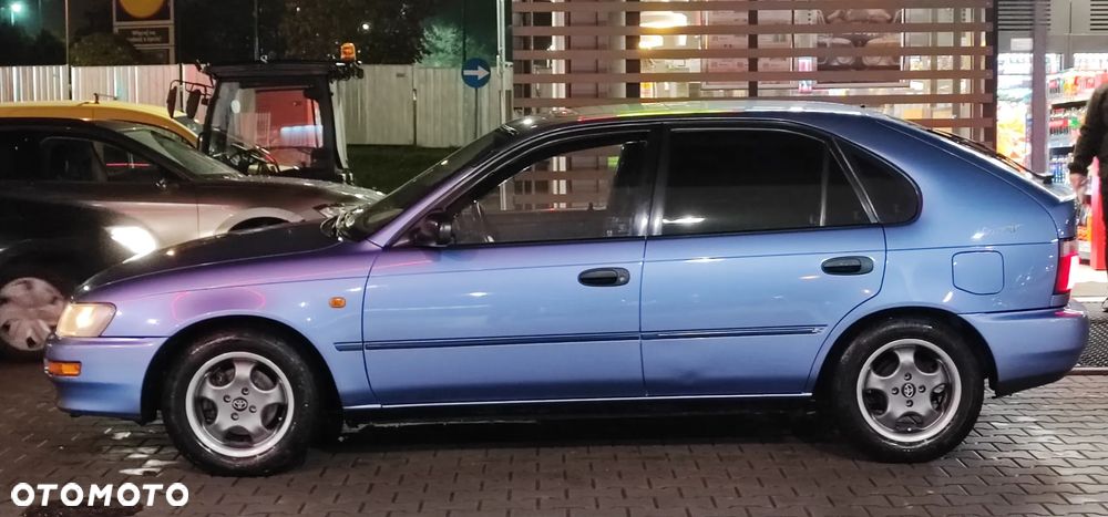 Toyota Corolla - 11