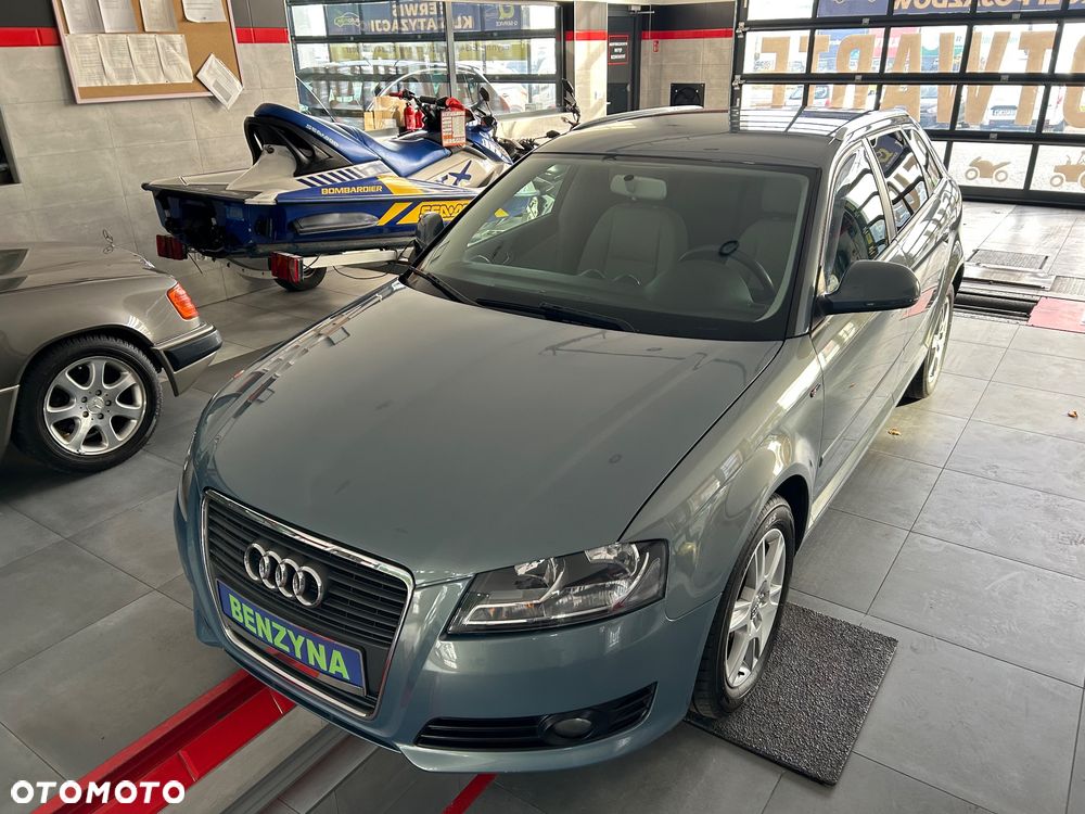Audi A3 Sportback - 2