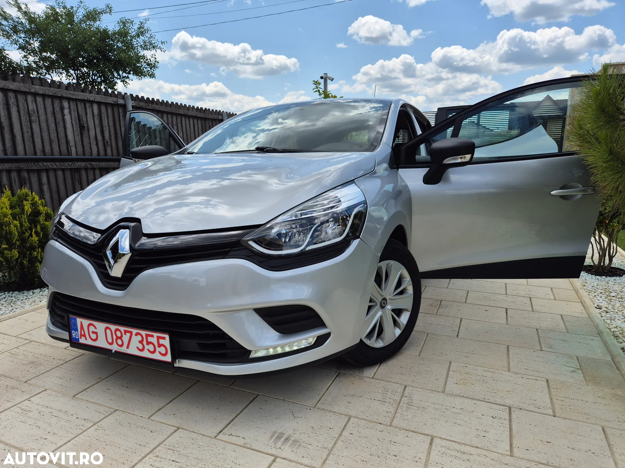 Renault Clio (Energy) dCi 90 Start & Stop INTENS - 15