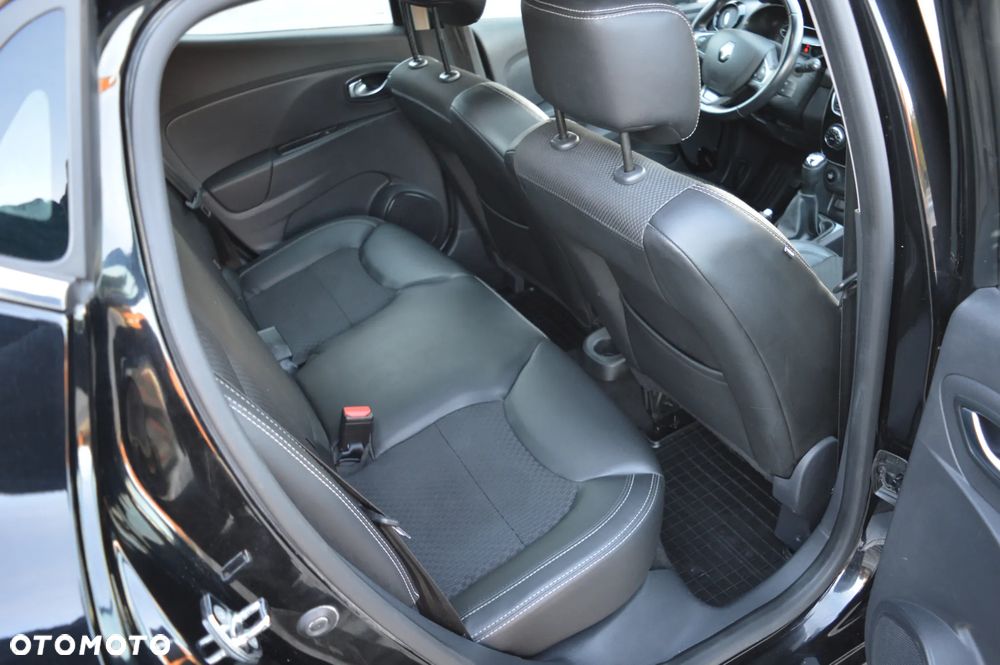 Renault Clio TCe 90 Luxe - 27