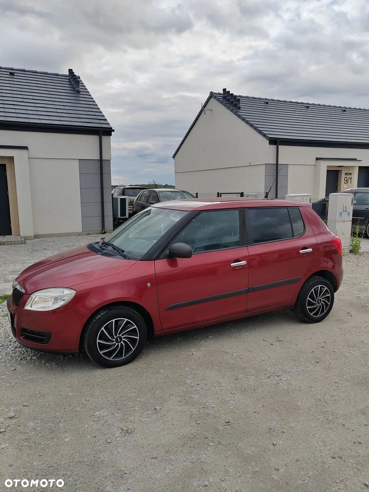 Skoda Fabia 1.2 HTP SPECIAL - 6
