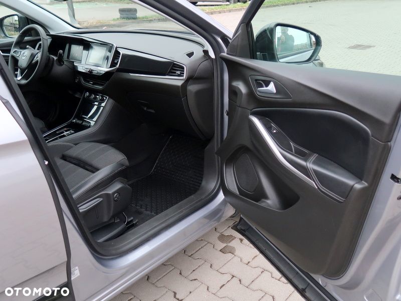 Opel Grandland 1.2 T GS S&S - 17