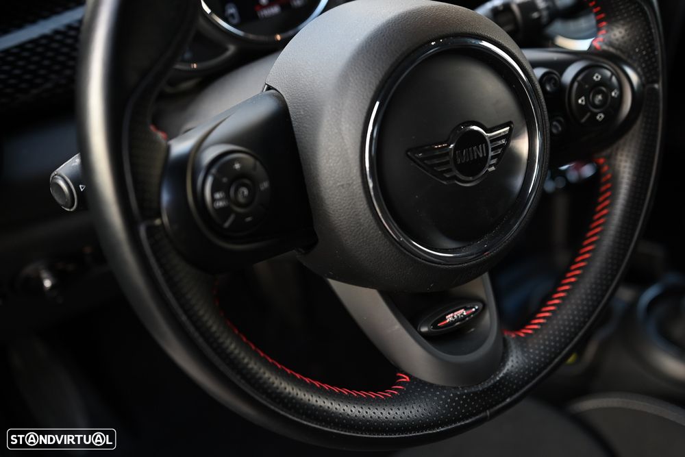MINI 3 Portas Cooper S Aut. - 14
