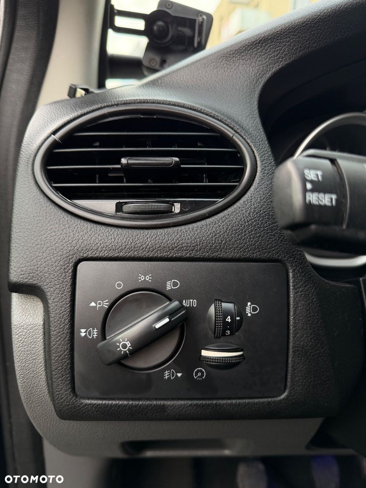 Ford Focus 1.6 TDCi Platinium X - 23