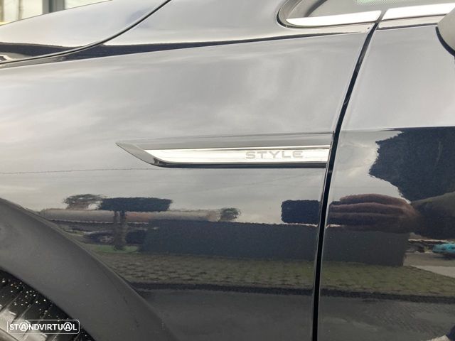 VW Golf Variant 2.0 TDi SCR DSG Style - 11