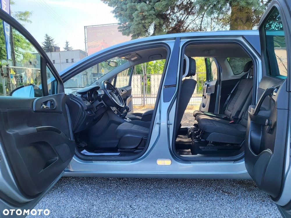 Opel Meriva - 26