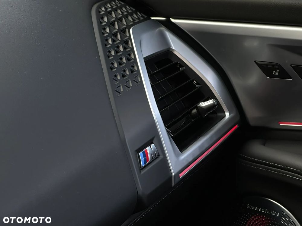 BMW XM PHEV sport - 19