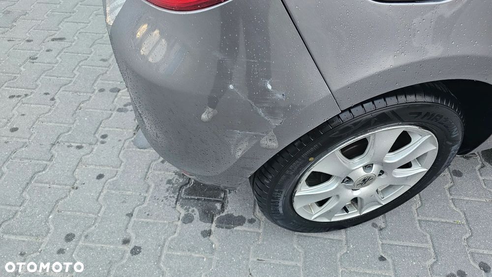 Renault Clio - 8
