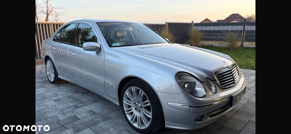 Mercedes-Benz Klasa E - 6