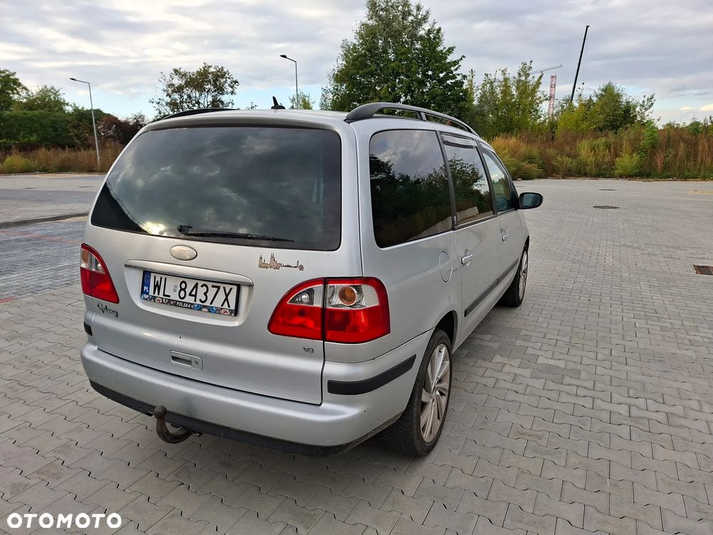 Ford Galaxy 2.8 V6 Ghia - 5