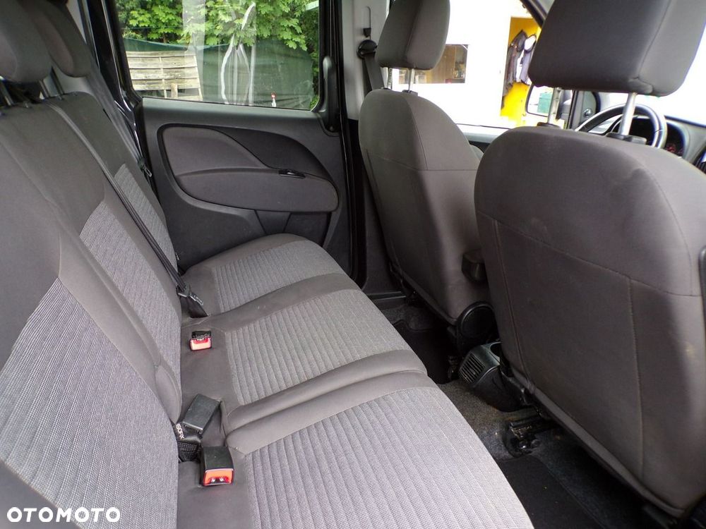 Fiat Doblo - 17