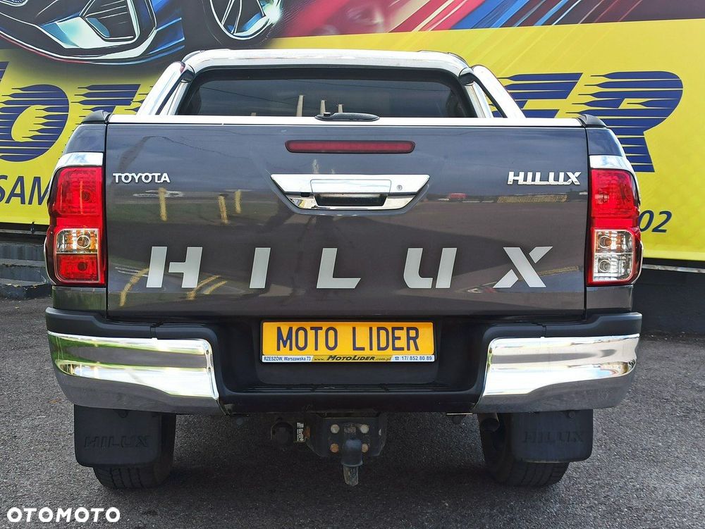 Toyota Hilux - 5