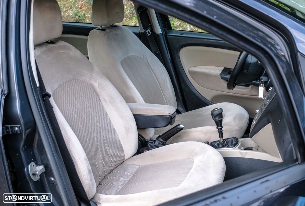 Fiat Linea 1.3 M-Jet Emotion - 6