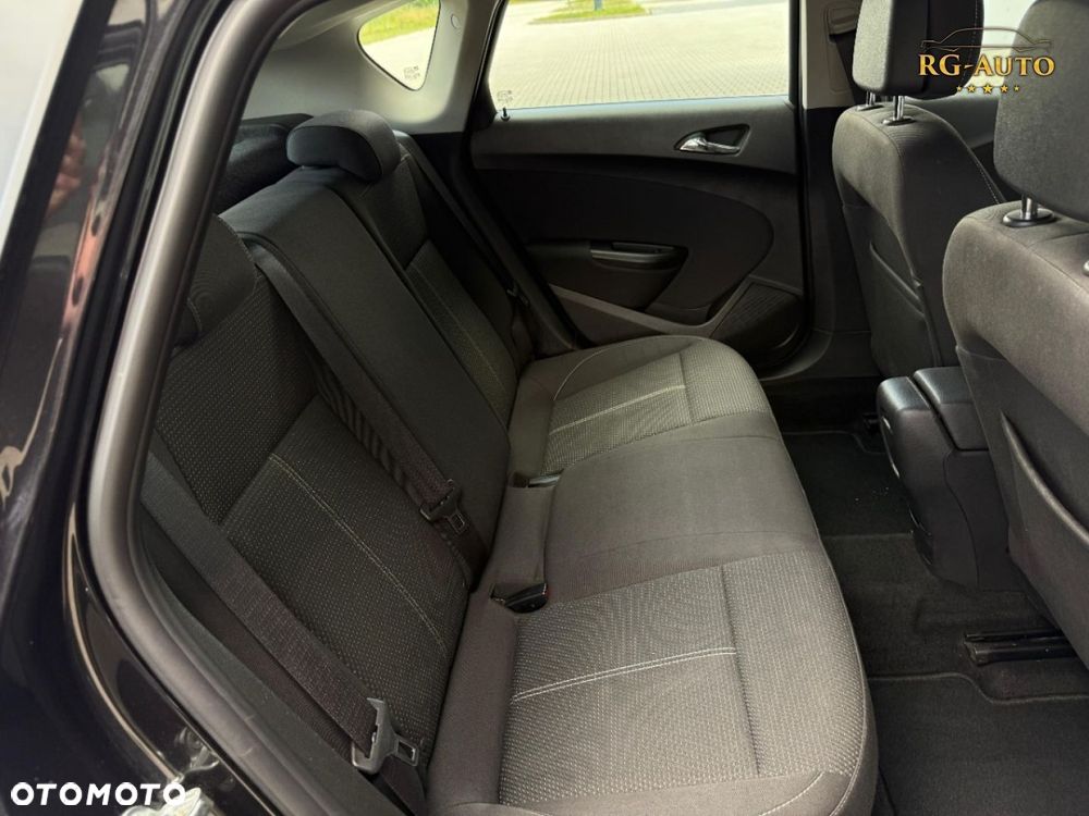 Opel Astra - 36