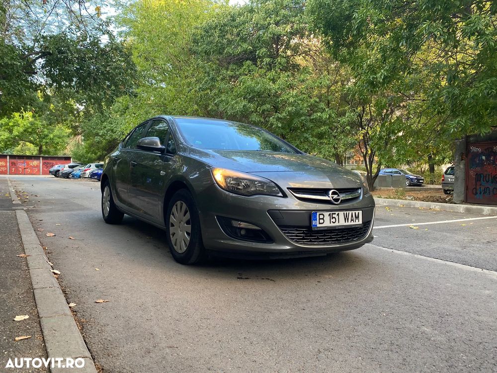 Opel Astra 1.4 ECOTEC Turbo Essentia - 5