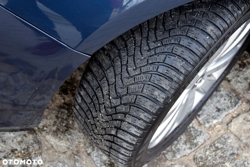 Opel Astra 2.0 CDTI DPF Cosmo - 24