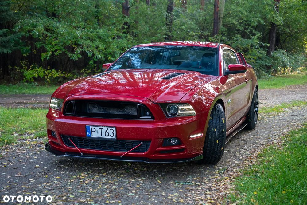 Ford Mustang ver-5-0-v8-gt-premium - 8