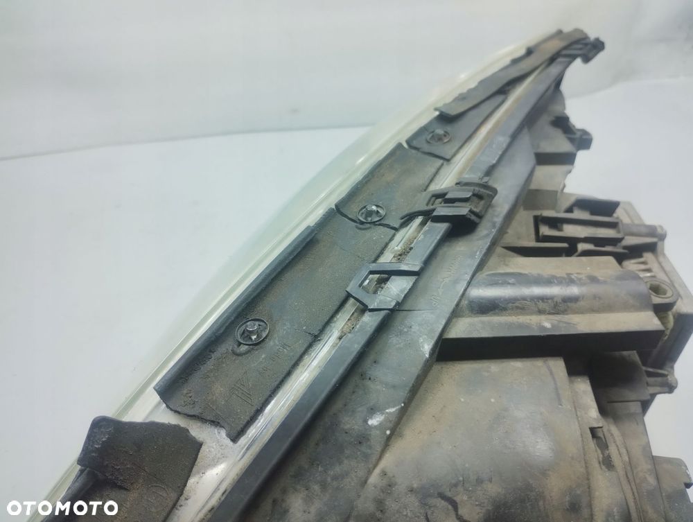 Ford Mondeo Mk3 Lampa Prawy Przód Xenon - 9