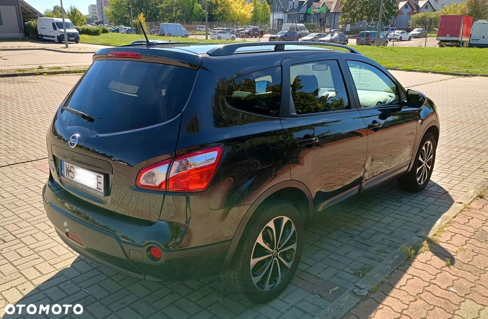 Nissan Qashqai+2 - 4