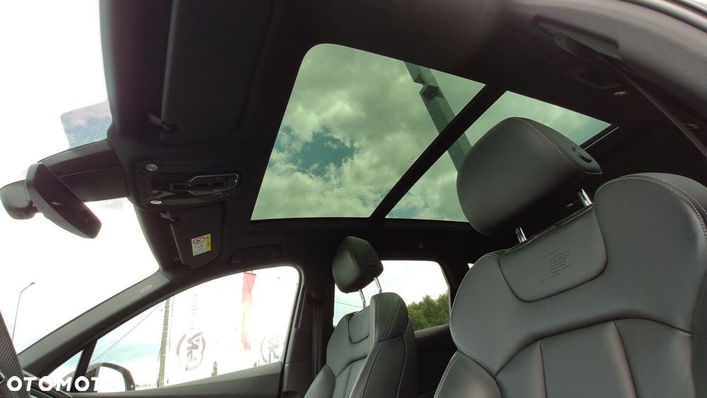 Audi Q7 - 11