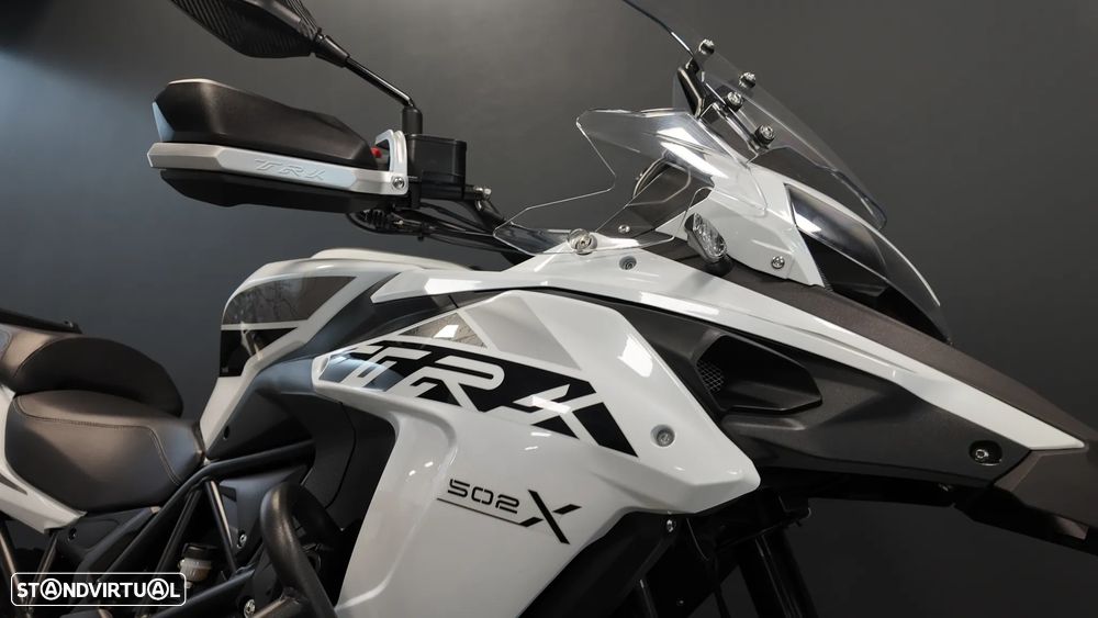 Benelli TRK 502 X - 6