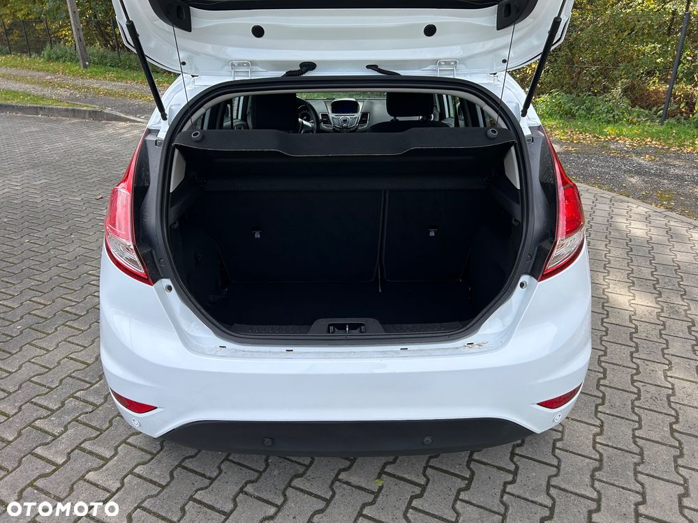 Ford Fiesta - 16