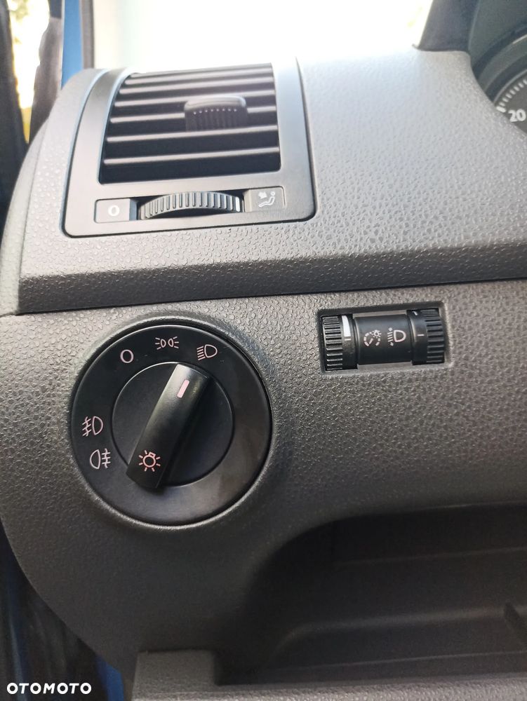 Volkswagen Polo 1.2 Tour - 30