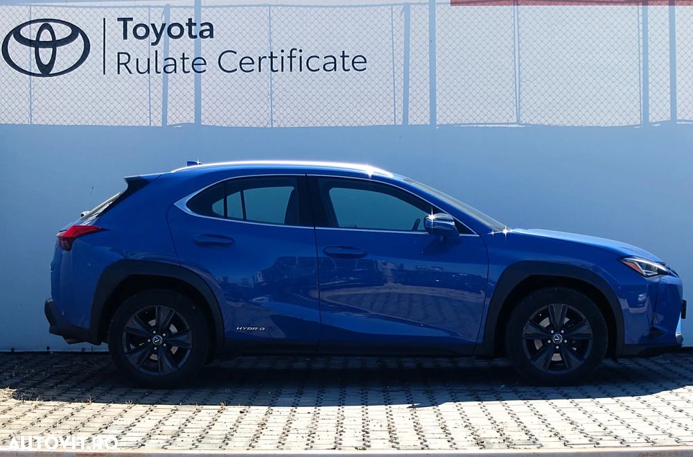 Lexus UX 200 FWD Executive - 4