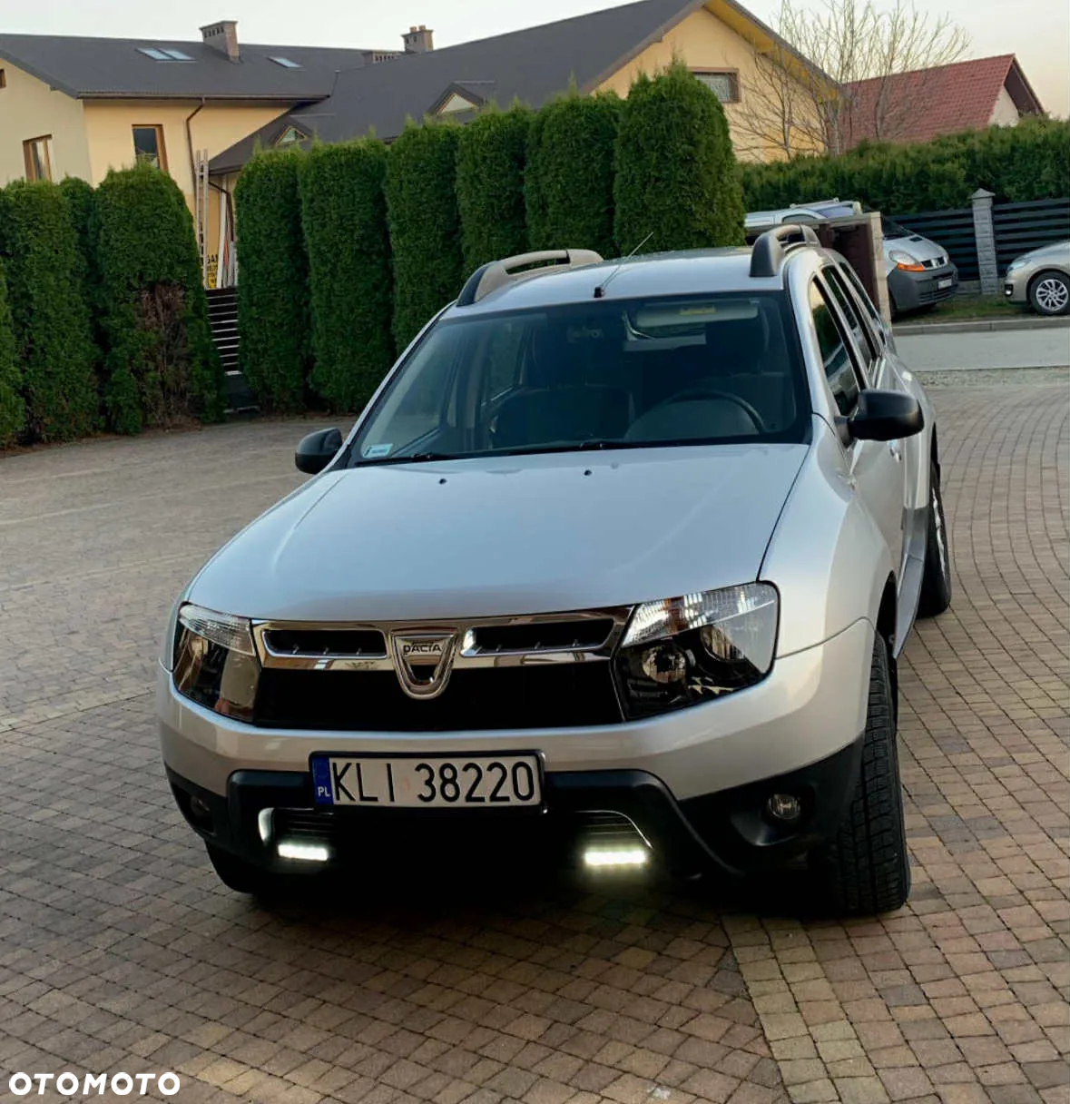 Dacia Duster 1.6 Laureate 4x4 - 4