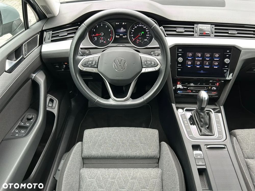Volkswagen Passat - 7