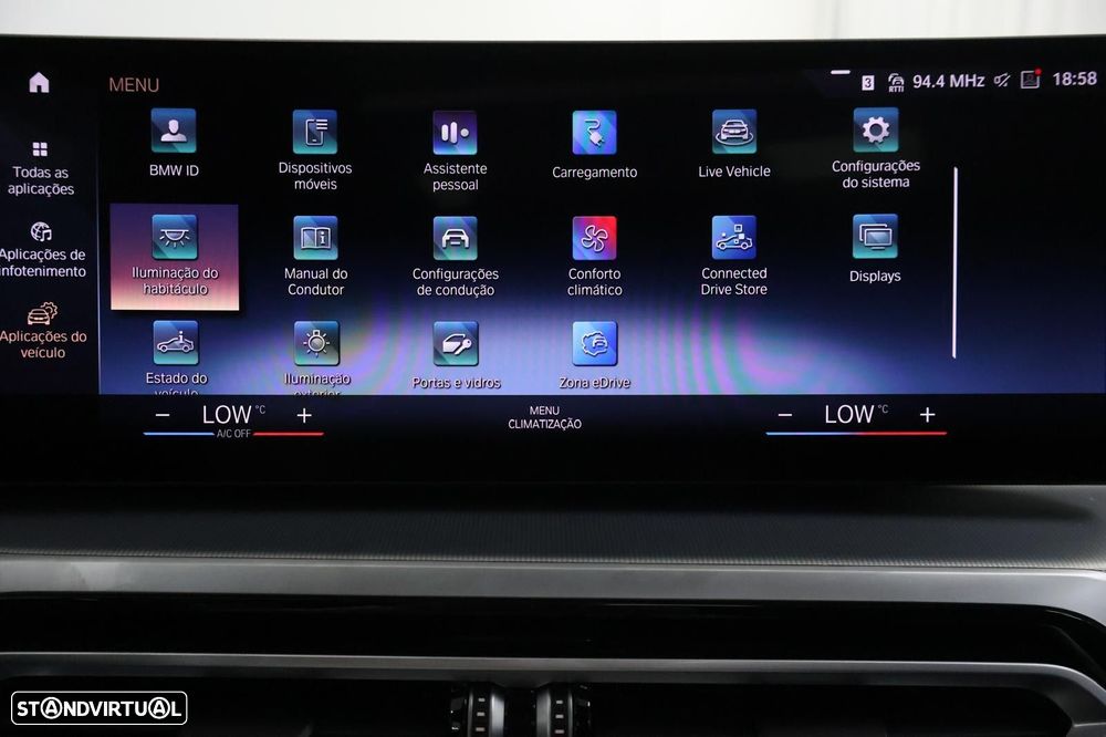 BMW 330 e Touring Pack Desportivo M Pro Auto - 33