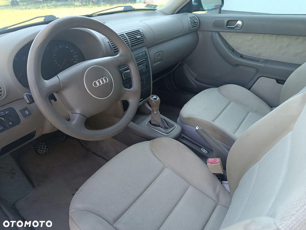 Audi A3 3-drzwiowe - 8