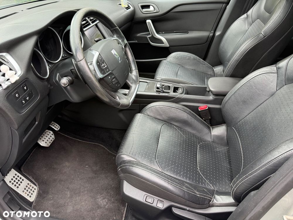 Citroën DS4 1.6 e-HDi SoChic MCP - 14
