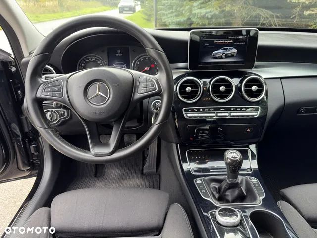 Mercedes-Benz Klasa C 180 (BlueEFFICIENCY) - 5