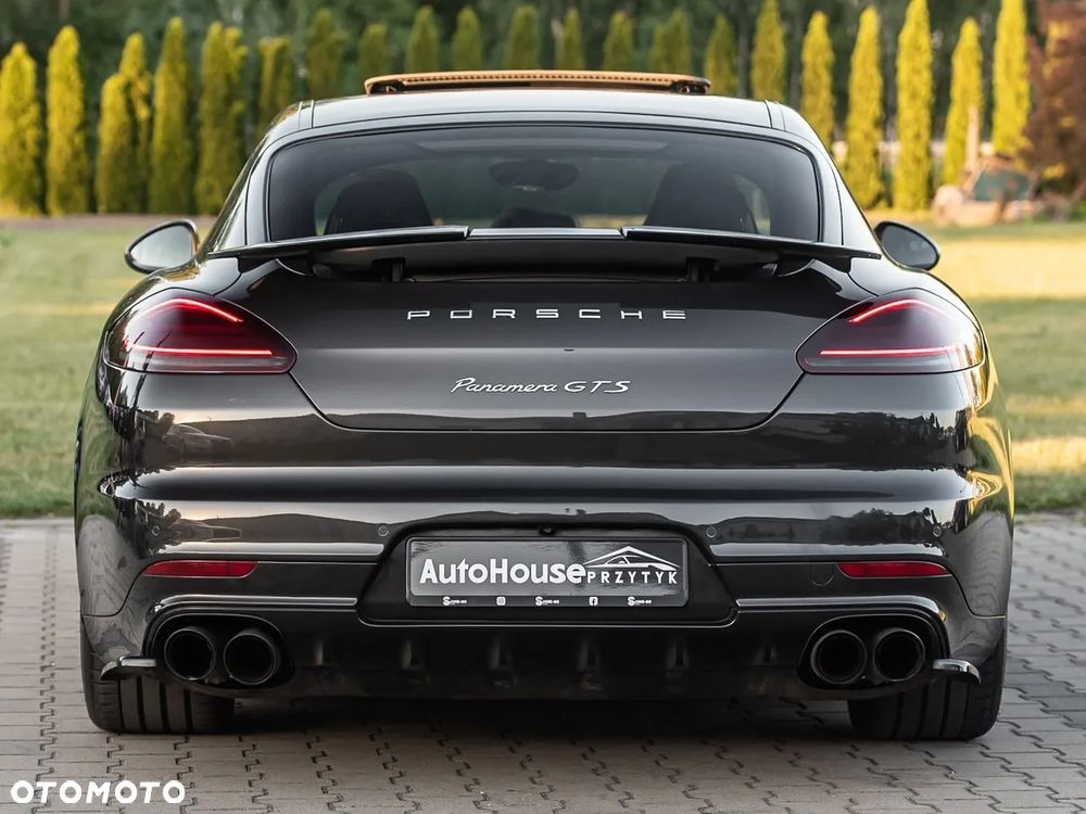Porsche Panamera GTS - 9