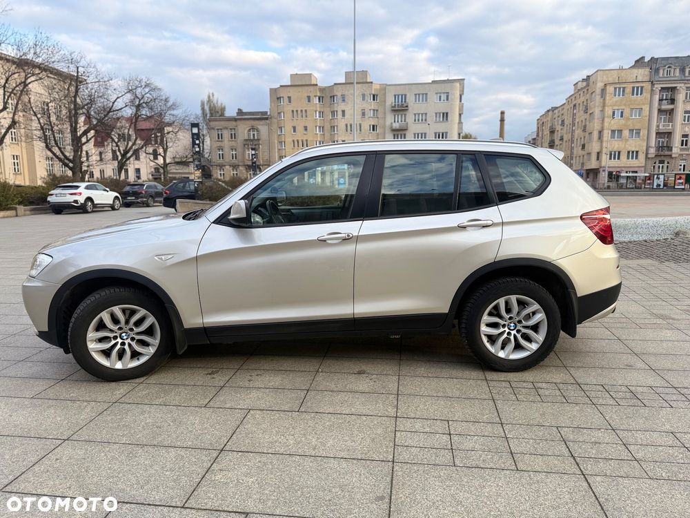 BMW X3 sDrive20i xLine - 4