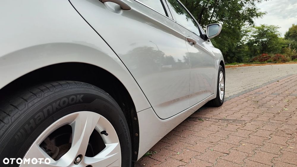 Hyundai i40 1.6 GDI Comfort - 17