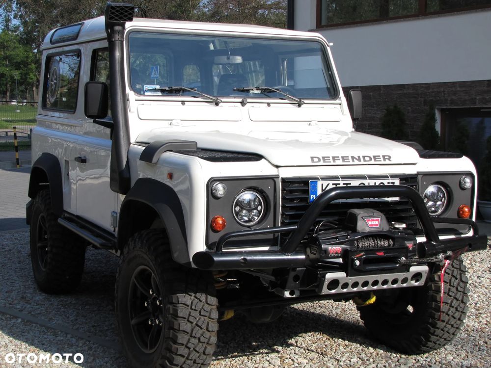 Land Rover Defender - 5