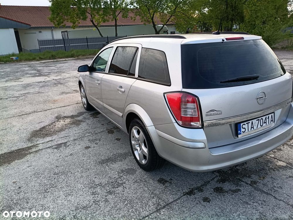 Opel Astra 1.9 CDTI - 4