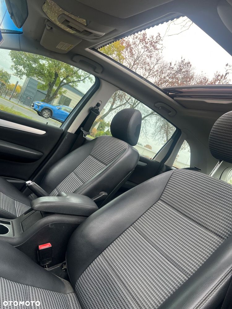 Mercedes-Benz Klasa B 200 Special Edition - 12