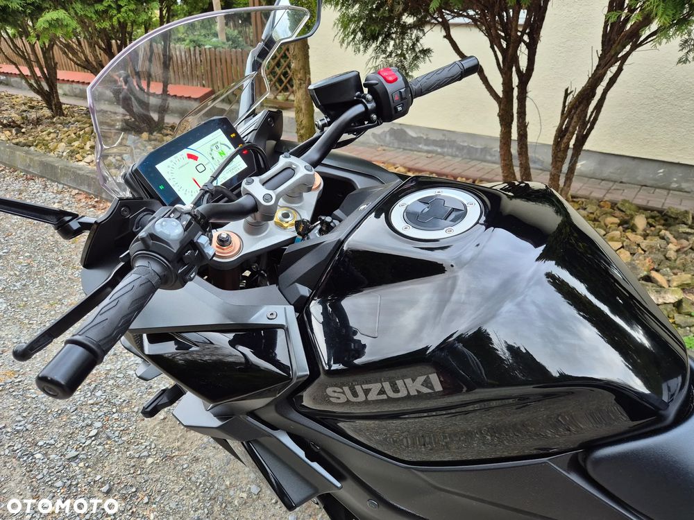 Suzuki GSX 1000 - 36