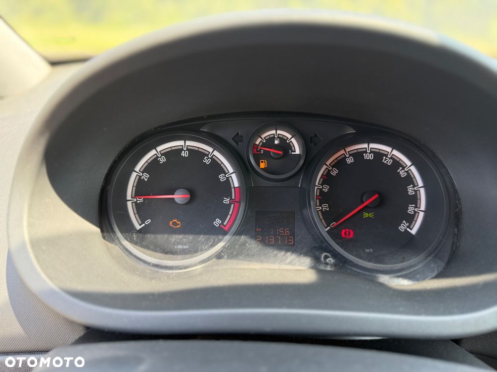 Opel Corsa - 7