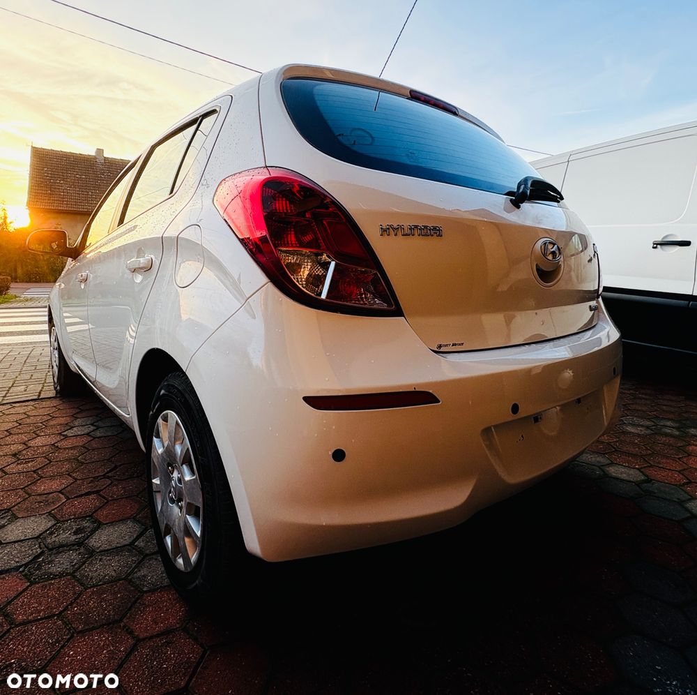 Hyundai i20 1.1 CRDi - 4
