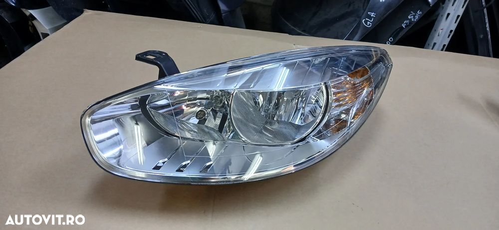 Far stanga Renault Fluence 2013 2015 - 1