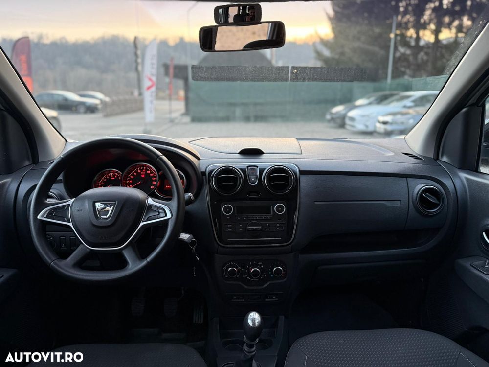 Dacia Lodgy 1.5 Blue dCi Laureate - 2