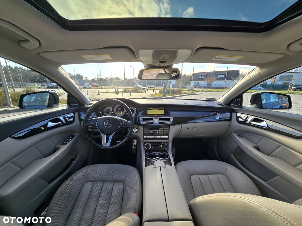 Mercedes-Benz CLS 500 4Matic BlueEFFICIENCY 7G-TRONIC - 11