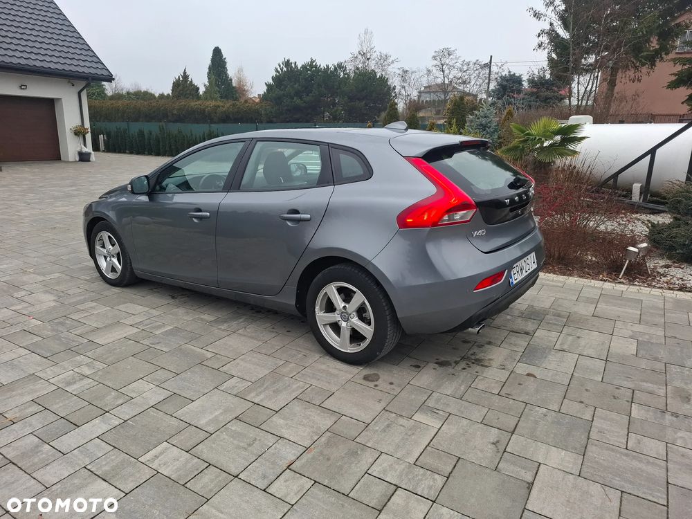 Volvo V40 T2 You - 7
